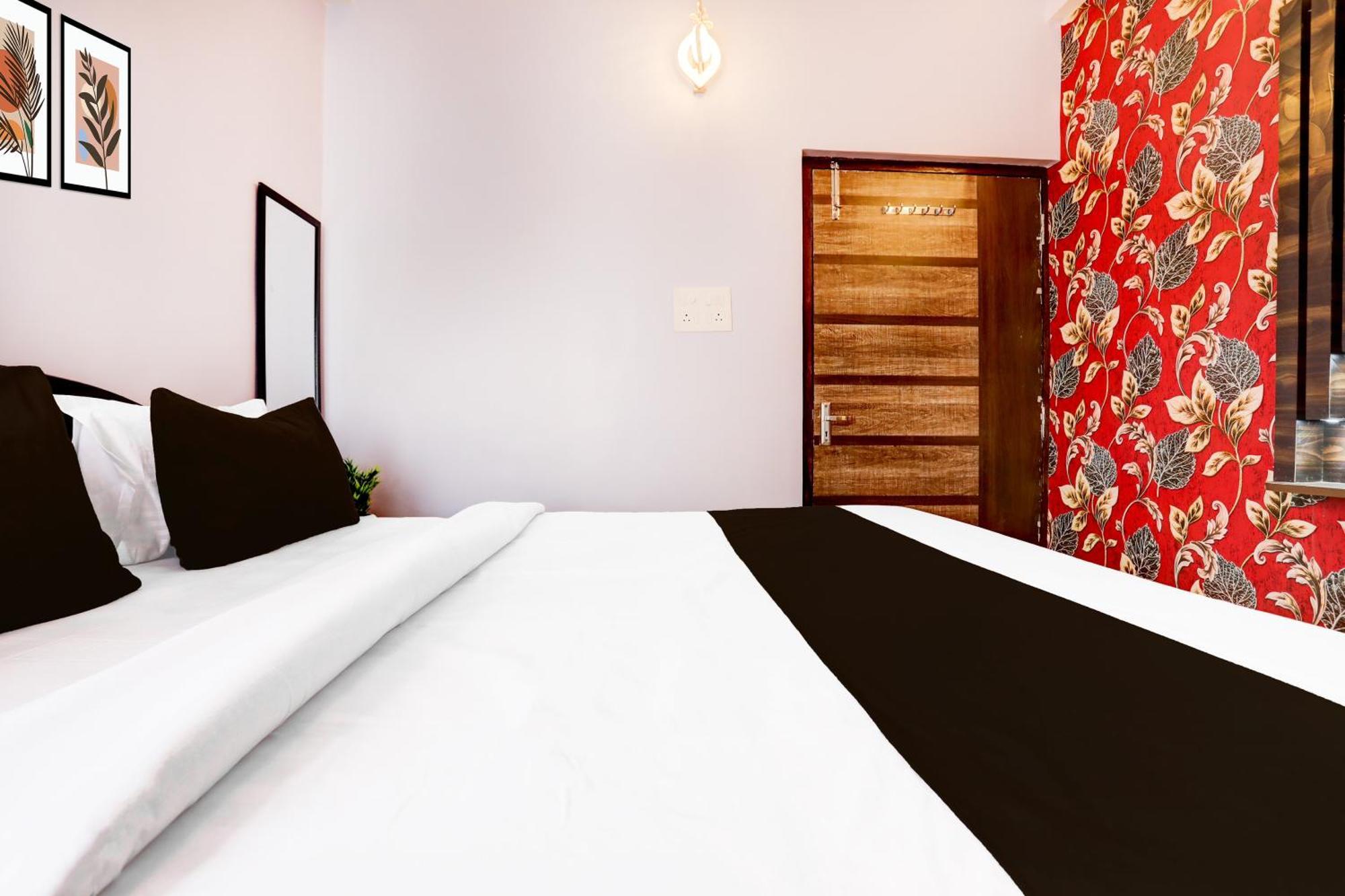 Hotel O Deejit Inn Danapur Exterior foto